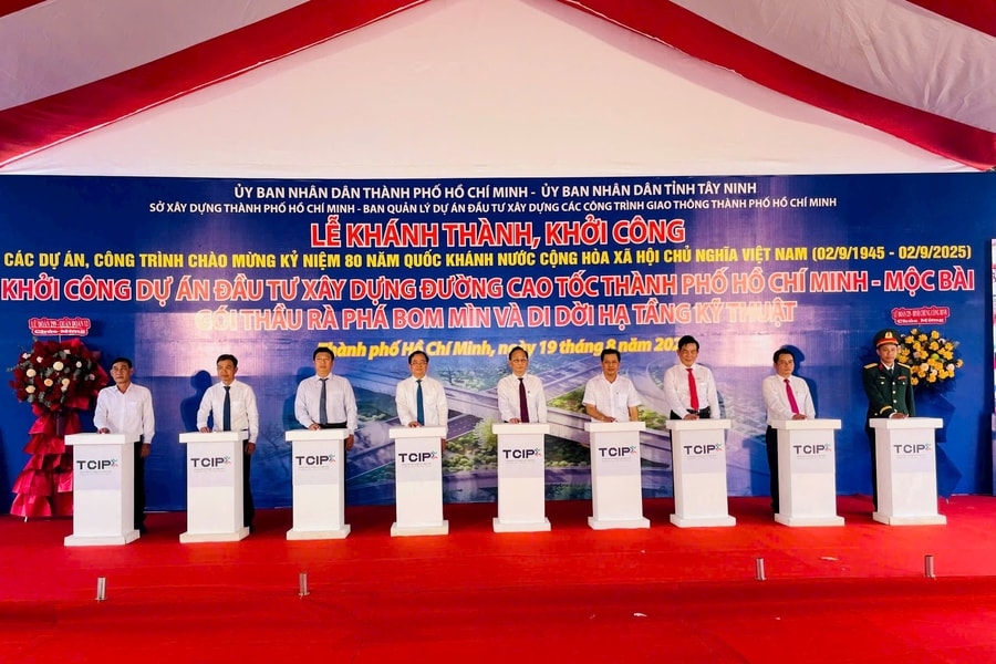 Khởi công cao tốc TP.HCM - Mộc Bài, dự kiến hoàn thành trong năm 2027