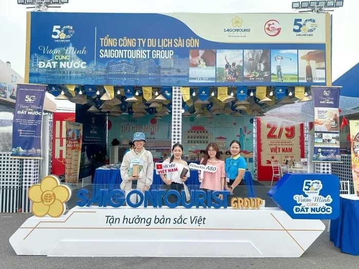 Saigontourist Group tri ân cộng đồng với hơn 10.000 suất ăn miễn phí tại A80