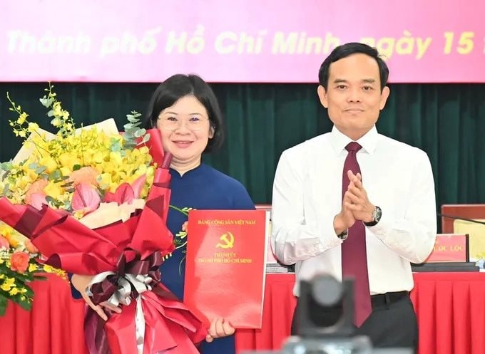 Bà Văn Thị Bạch Tuyết giữ chức Phó Bí thư Thành ủy TP.HCM
