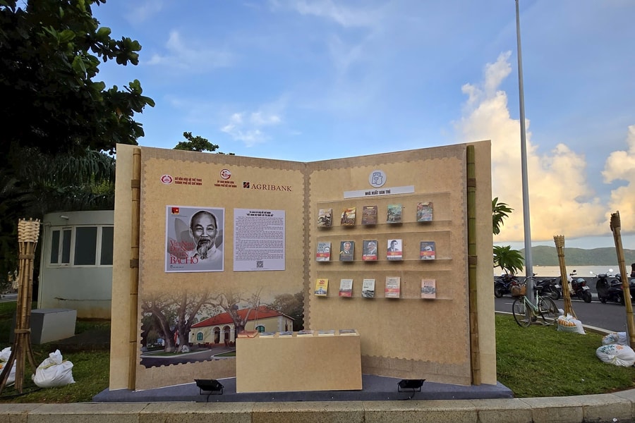 Hội sách Côn Đảo - Tôn vinh lịch sử và văn hóa đọc