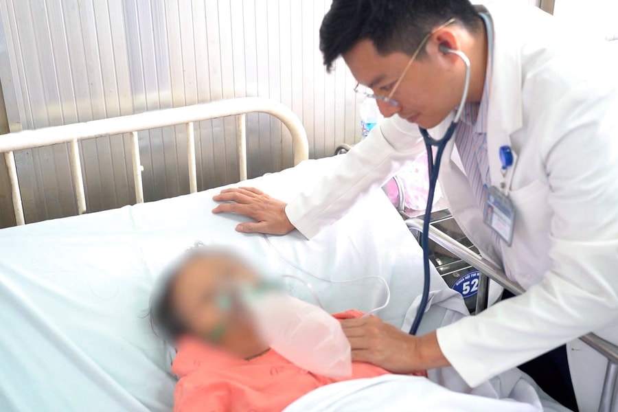 Cứu sống bệnh nhân bị rối loạn nhịp, suy tim, phù phổi cấp, có thể đột tử