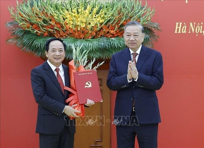 Đồng chí Trịnh Văn Quyết giữ chức Trưởng Ban Tuyên giáo và Dân vận Trung ương