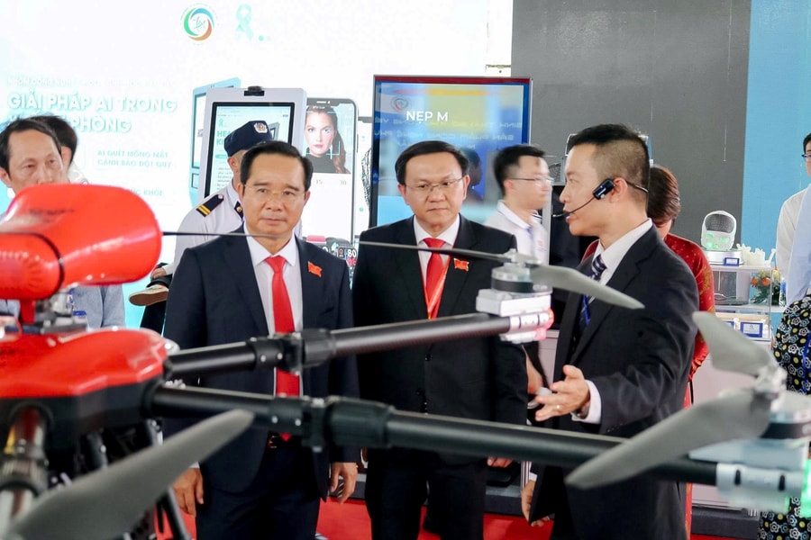 "TP.HCM cụ thể hóa Nghị quyết 57: Đột phá thể chế - Kết nối 3 Nhà - Khơi nguồn sáng tạo: Bài 1 - TP.HCM tiên phong hành động hiện thực hóa khát vọng