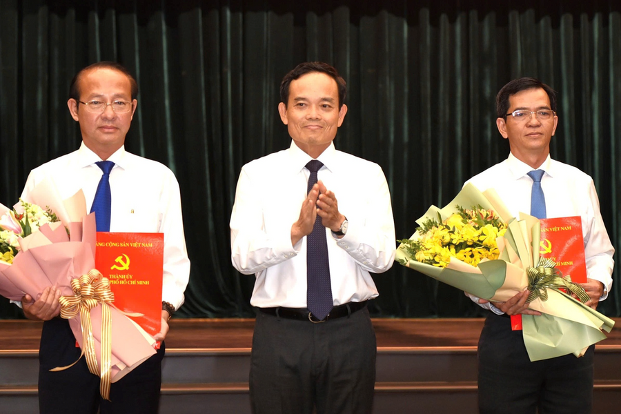 Điều động, chuẩn y hai Ủy viên Ban Thường vụ Thành ủy TP.HCM
