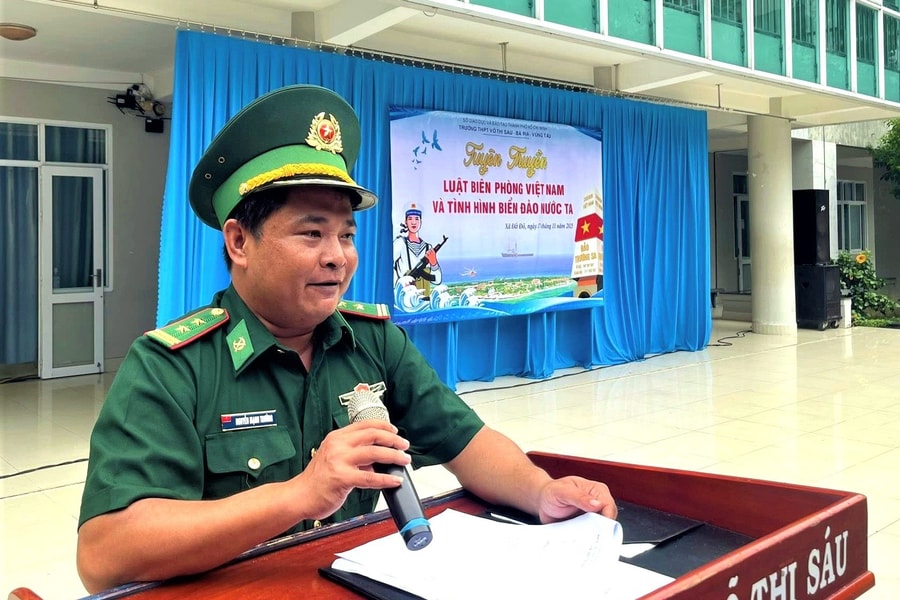 Hơn 1.000 học sinh được Đồn Biên phòng Phước Hải tuyên truyền pháp luật