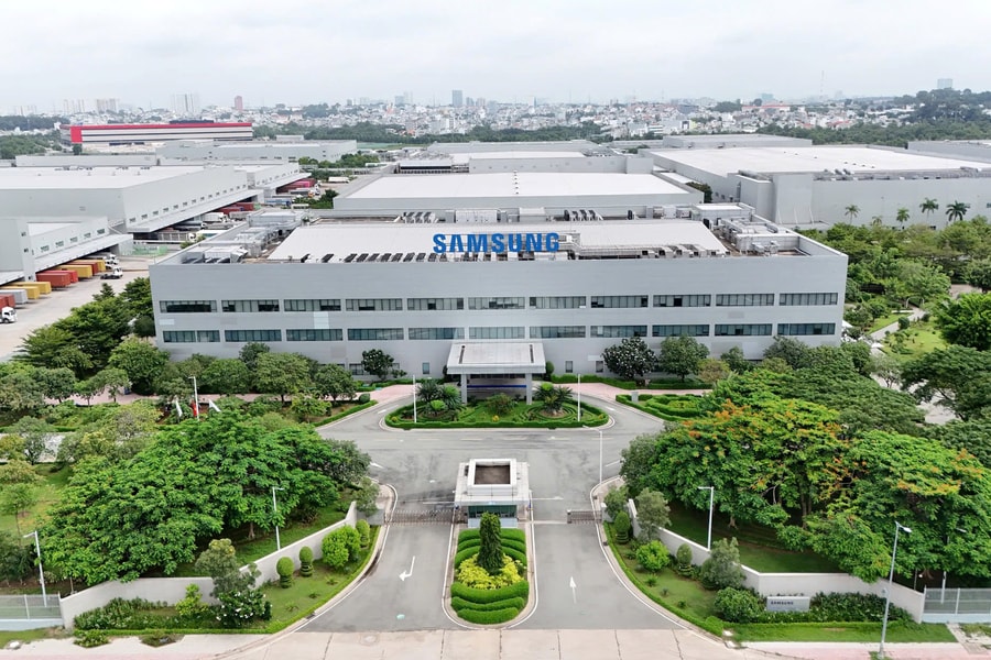 Hành trình 30 năm đổi mới của Samsung: Từ TV CRT đến AI TV