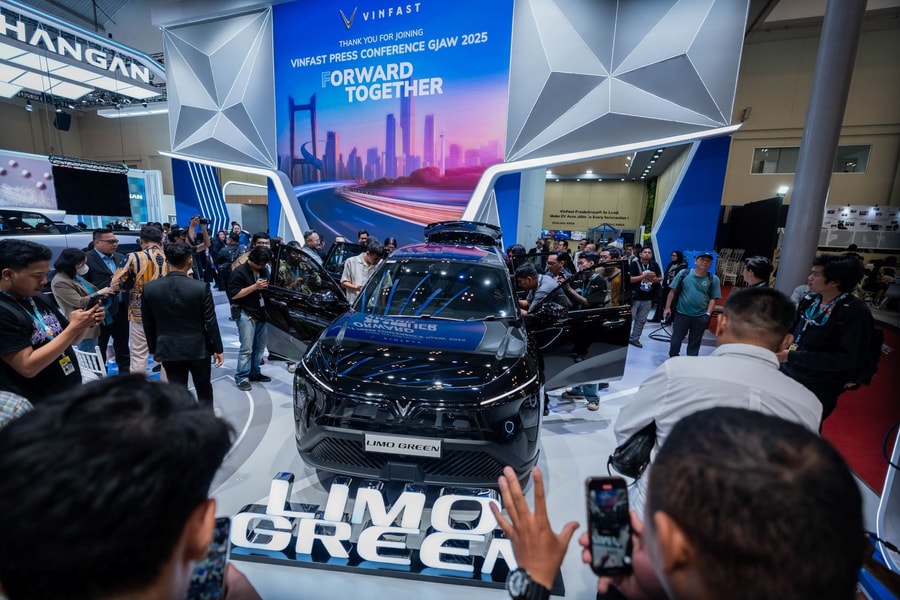 VinFast tham gia Triển lãm GAIKINDO Jakarta AutoShow 2025, lần đầu trưng bày 2 mẫu xe hoàn toàn mới tại Indonesia