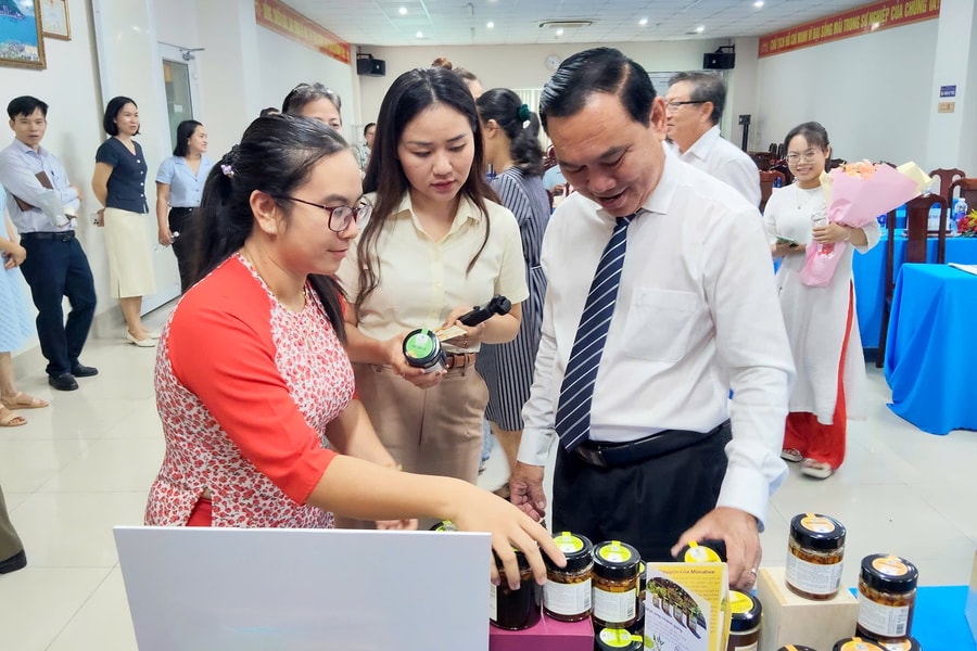 Hơn 100 gian hàng quy tụ tại sự kiện OCOP TP.HCM năm 2025