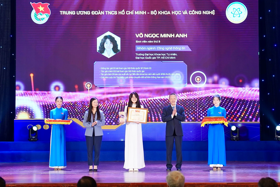 Nữ sinh Khoa học công nghệ Việt Nam 2025: Vượt nghịch cảnh, viết tiếp giấc mơ công nghệ AI