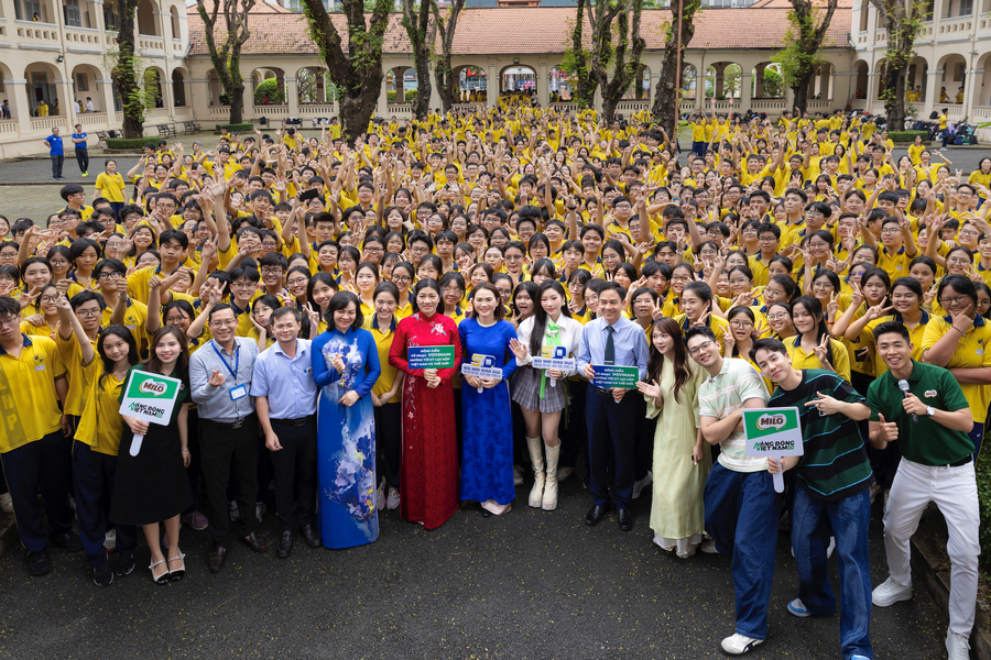 Dàn sao Việt 'tiếp lửa' 50.000 học sinh TP.HCM trước kỷ lục đồng diễn Vovinam