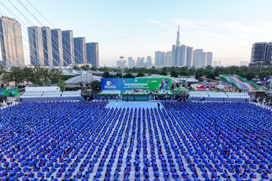 TP.HCM: 60.000 học sinh đồng diễn Vovinam lập kỷ lục kép Việt Nam và thế giới
