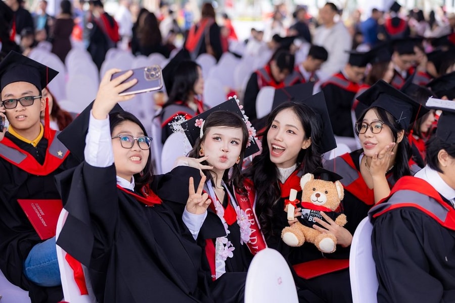 Hơn 600 tân khoa BUV phẩm chất ‘trái tim sư tử’, nguồn nhân sự chất lượng cao cho thị trường quốc tế