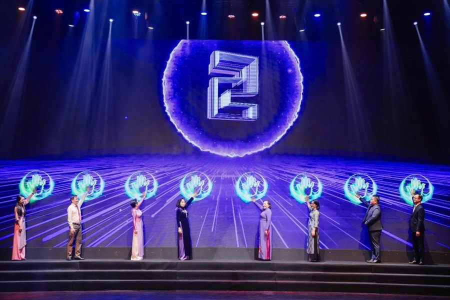 Vai trò của nữ trí thức: Từ phòng thí nghiệm đến thị trường tiêu dùng