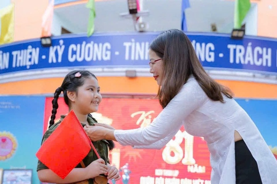 Sôi nổi hoạt động kỷ niệm 81 năm Ngày thành lập Quân đội nhân dân Việt Nam tại trường học