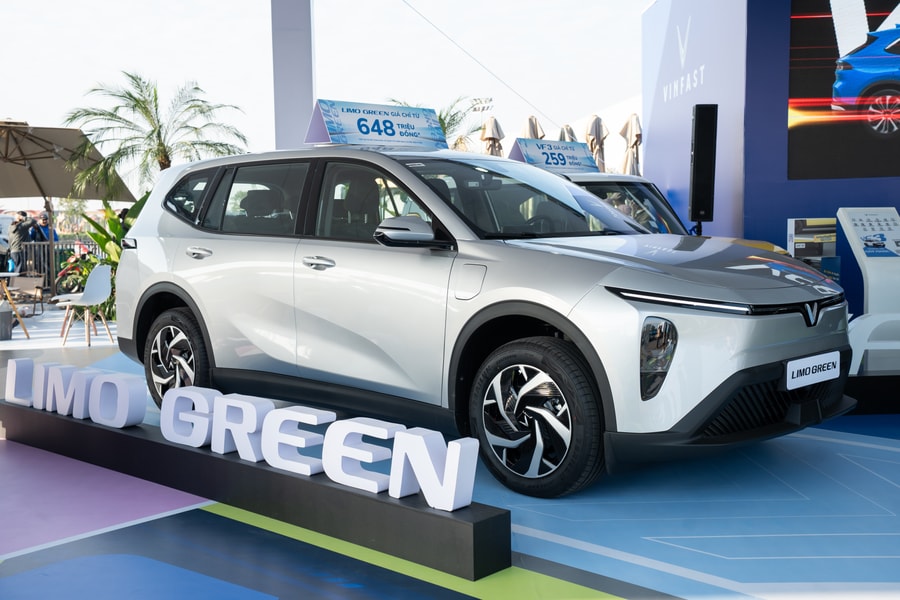 VinFast Limo Green giành giải “Xe của năm phân khúc MPV phổ thông”