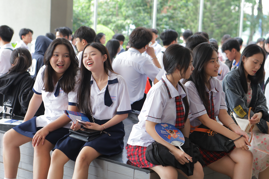 Học sinh đi hướng nghiệp không còn hỏi "cho vui"