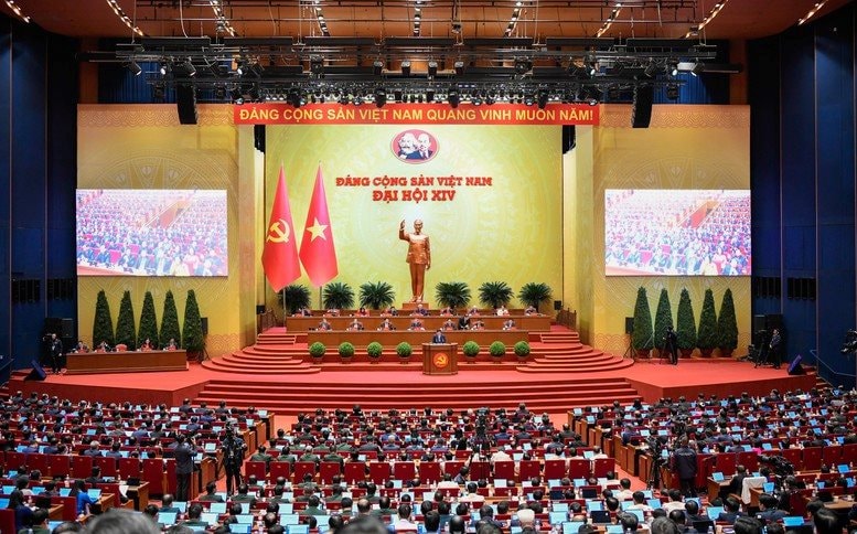 Công bố danh sách Bộ Chính trị khóa XIV