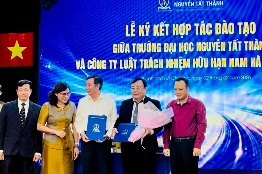 Gắn đào tạo học thuật với thực tiễn hành nghề luật