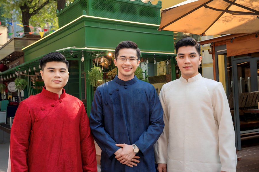 Ba bác sĩ biến "chuyện khó nói" thành điều dễ hiểu