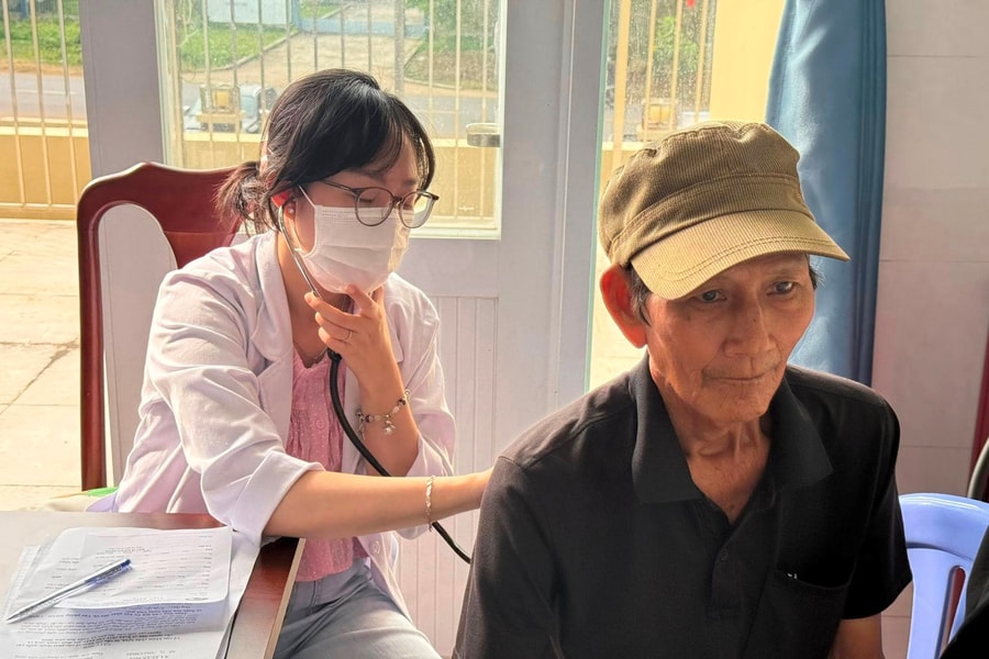 TP.HCM tổ chức đợt khám sức khỏe đồng loạt tại 168 trạm y tế cấp phường, xã