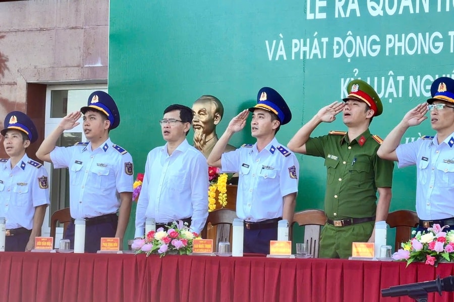 Lễ ra quân huấn luyện năm 2026 và phát động thi đua cao điểm của Hải đội 33