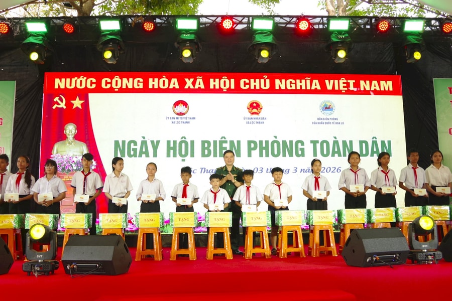 Sát cánh cùng Bộ đội Biên phòng bảo vệ vững chắc chủ quyền lãnh thổ, an ninh biên giới quốc gia