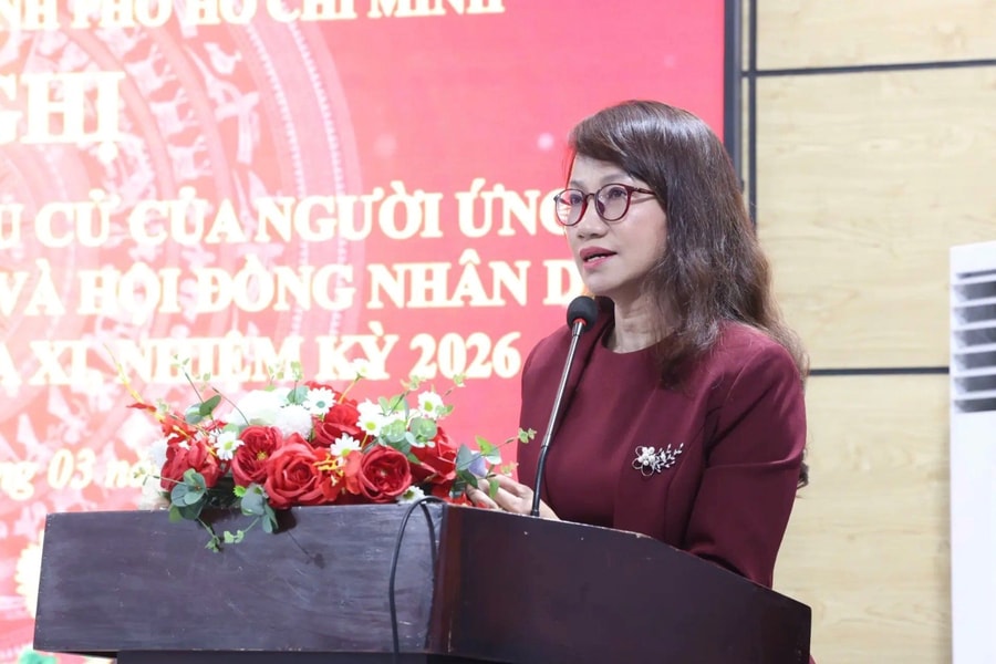 Giám đốc ĐHQG-HCM Nguyễn Thị Thanh Mai tiếp xúc cử tri phường Long Phước