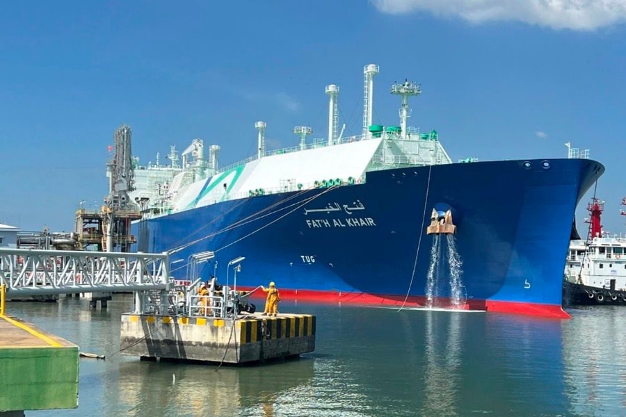 Tàu LNG FAT’H AL KHAIR cập cảng Thị Vải vận chuyển khoảng 63.000 tấn LNG