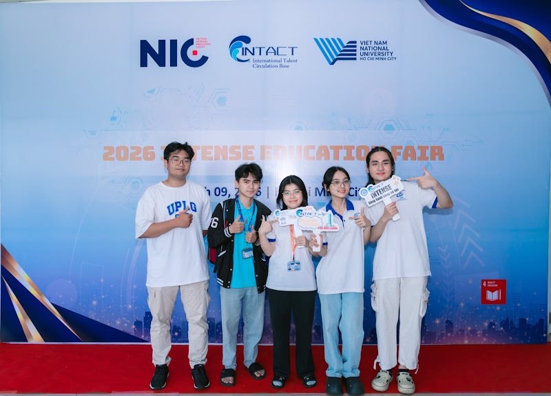 Chương trình Giới thiệu Học bổng INTENSE 2026 tại Việt Nam