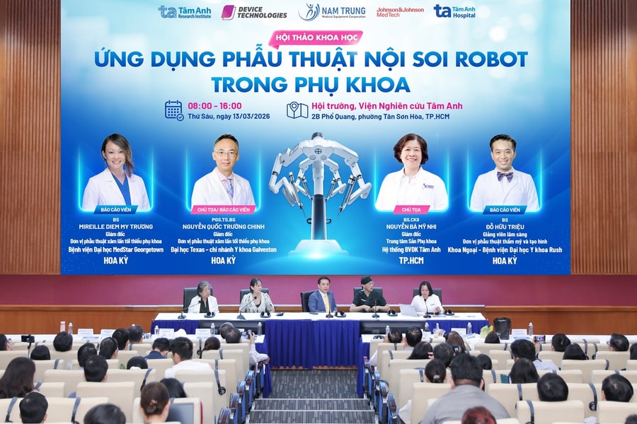 Bệnh viện Tâm Anh: Huấn luyện phẫu thuật robot cho gần 200 bác sĩ sản phụ khoa, ngoại khoa Việt Nam