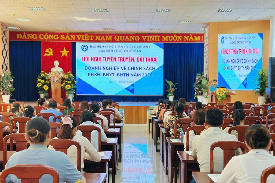 Gần 230 đơn vị, doanh nghiệp dự hội nghị cập nhật chính sách bảo hiểm xã hội