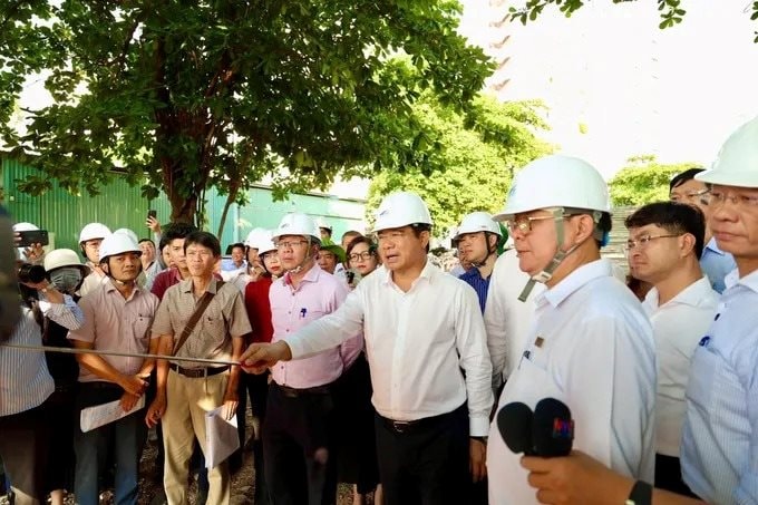 Chủ tịch UBND TP.HCM kiểm tra tiến độ GPMB các dự án hạ tầng trọng điểm