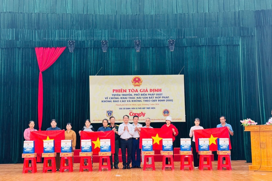 Lần đầu tiên tổ chức phiên tòa giả định tuyên truyền chống khai thác IUU tại Côn Đảo