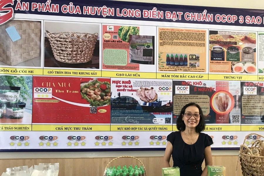 Bà Nguyễn Thị Mỹ: Bén duyên với nghề bột rau OCOP tiện lợi