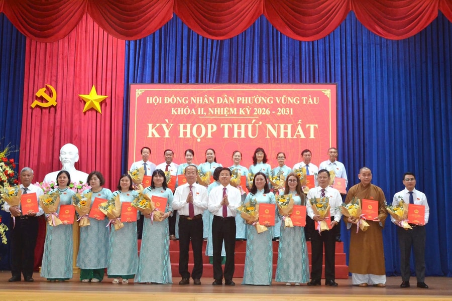 Phường Vũng Tàu bầu các chức danh chủ chốt HĐND, UBND