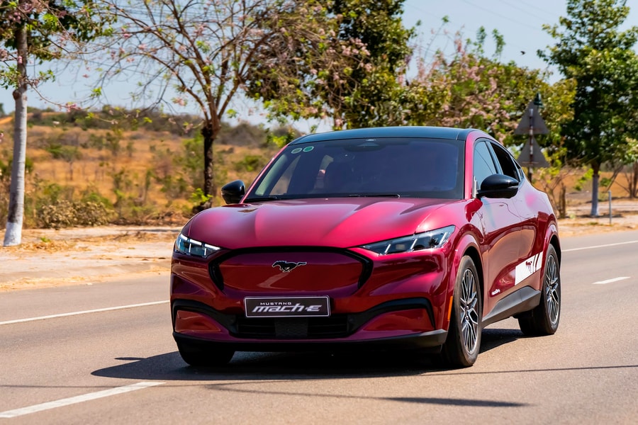 Ford đưa mẫu xe Mustang Mach-E đến gần hơn với khách hàng Việt Nam