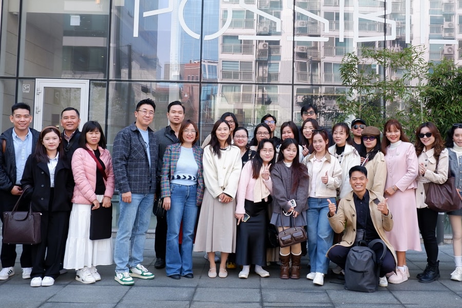 Hành trình ‘soi chiếu’ tri thức: Học viên lớp thạc sĩ PR giải mã ‘mạch đập’ truyền thông toàn cầu tại Hàn Quốc