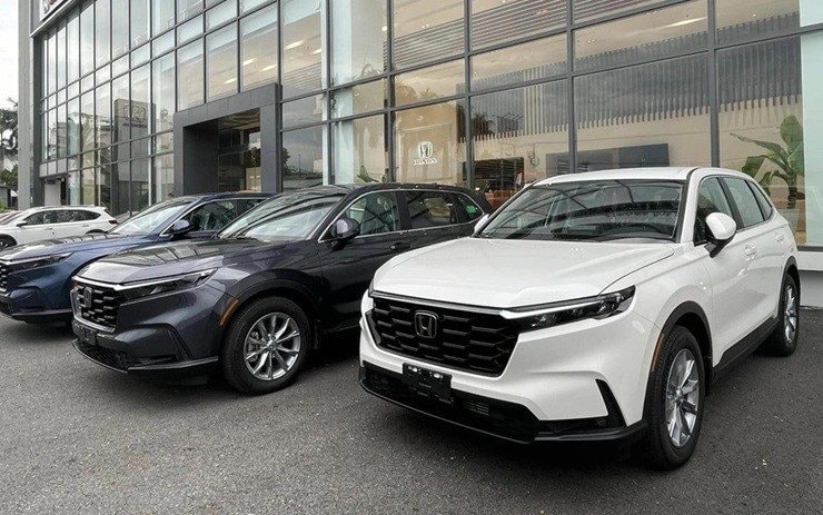 Thị trường ô tô tháng 3/2026: Doanh số xe lắp ráp và nhập khẩu... tăng cao