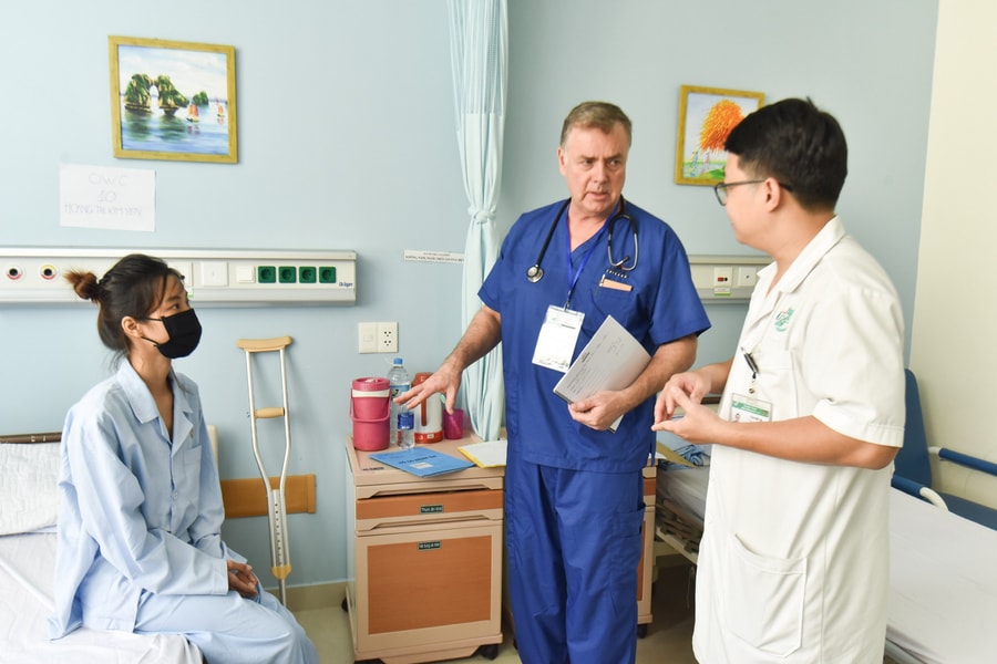 Bệnh viện Quân y 175: Đánh dấu 5 lần tổ chức chương trình thay khớp háng nhân đạo