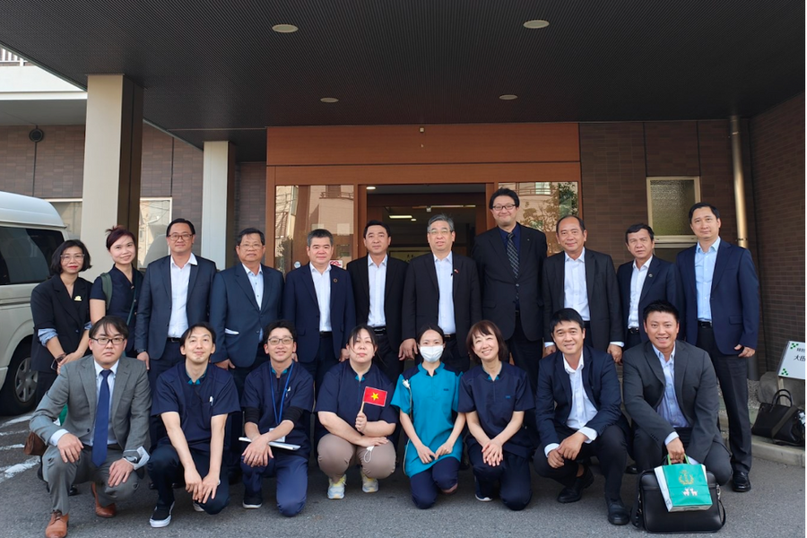 Chăm sóc sức khoẻ người cao tuổi: Mô hình 7 cấp độ tại Nhật