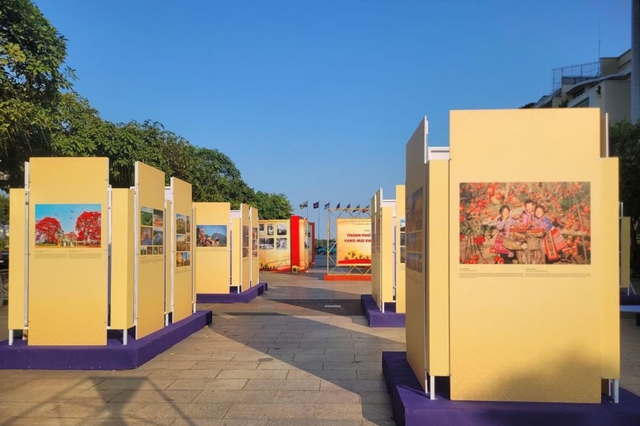 Sắp diễn ra Triển lãm ảnh “Việt Nam - Một dải non sông” và “Thành phố Hồ Chí Minh vang mãi khúc khải hoàn”