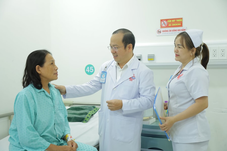 Khoa Niệu nữ - Niệu chức năng Bệnh viện Bình Dân: Nơi giải quyết “chuyện khó nói” cho nữ giới