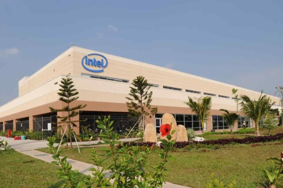 Intel chuyển giao thiết bị sản xuất chip cho Việt Nam