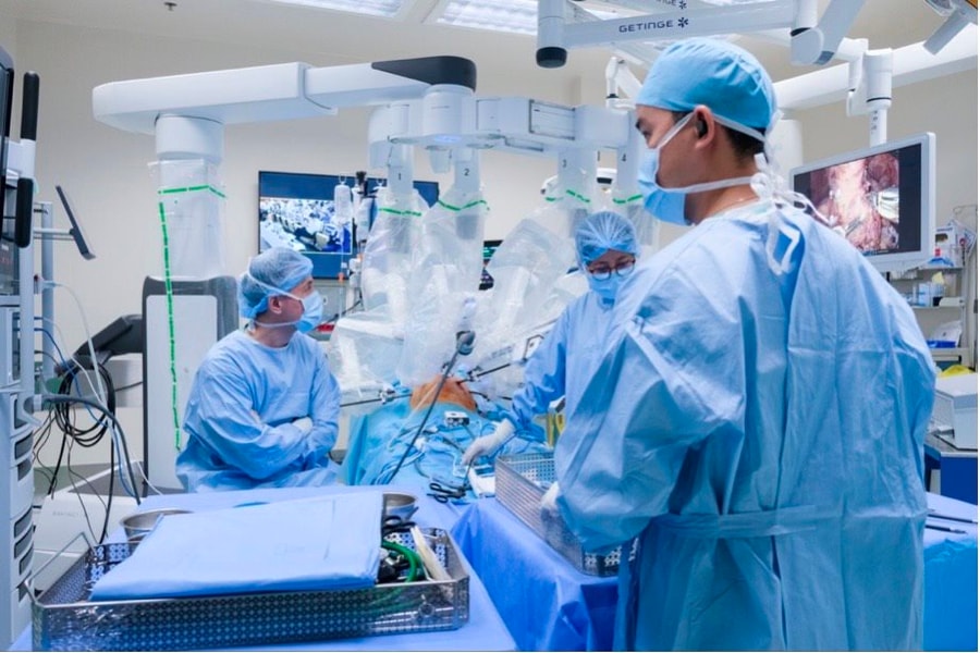Truyền hình trực tiếp các ca phẫu thuật ung thư dạ dày phức tạp