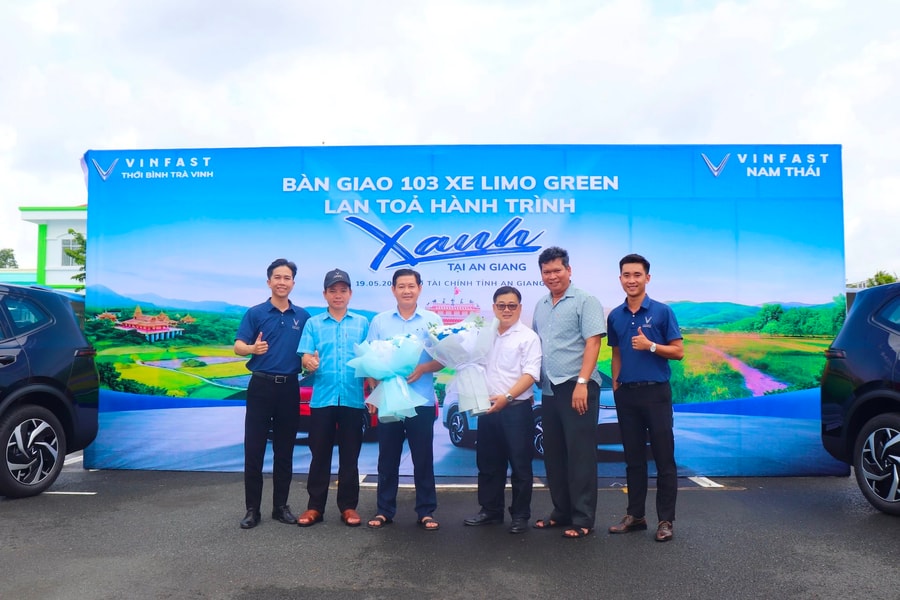 Tỉnh An Giang sử dụng 103 xe điện VinFast Limo Green làm xe công vụ
