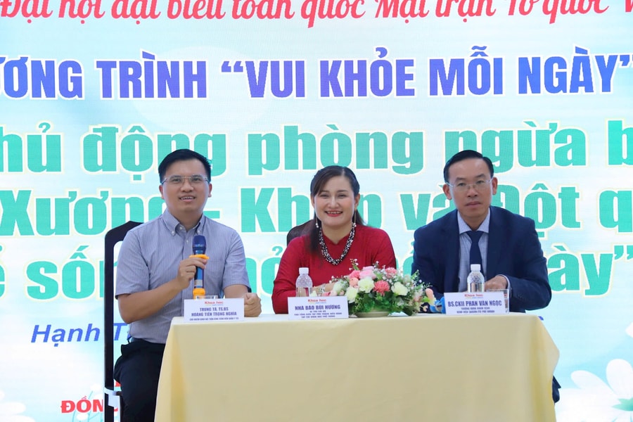 'Vui khỏe mỗi ngày': Phòng bệnh người già, giảm nỗi lo người trẻ