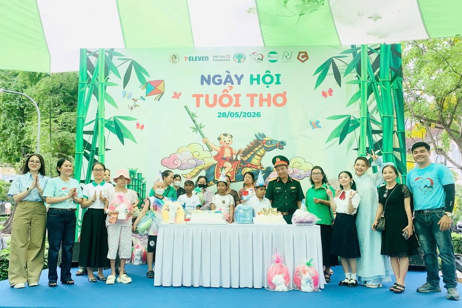 “Ngày hội tuổi thơ” mang niềm vui đến bệnh nhi tại Bệnh viện Nhi Đồng 2