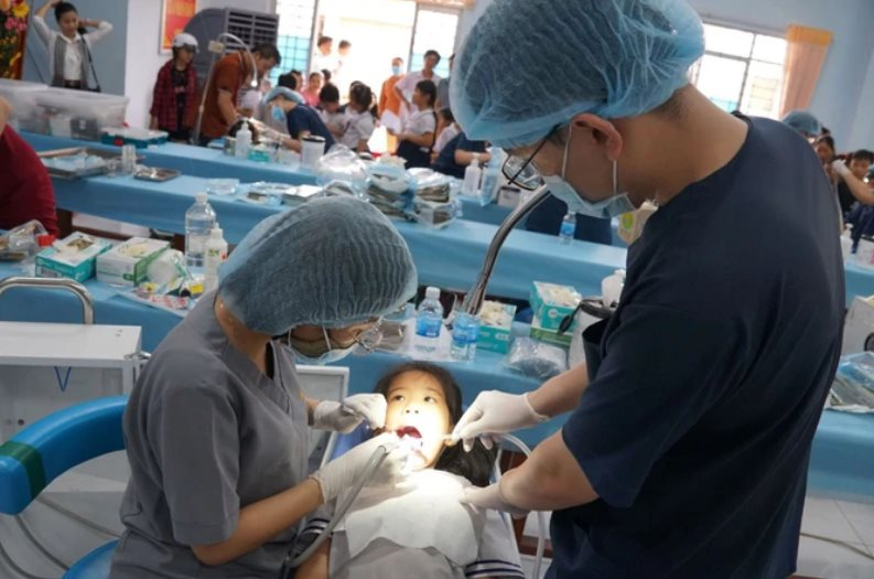 3 bệnh viện của TP.HCM sẽ khám sàng lọc tim, chăm sóc răng miệng miễn phí cho trẻ