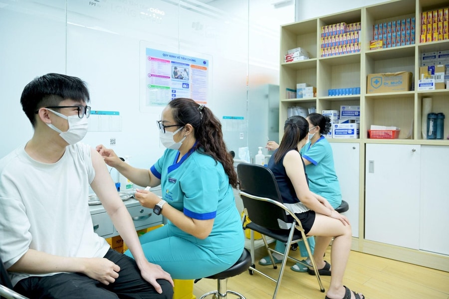 Bé gái 12 tuổi vùng sâu, vùng xa được ưu tiên tiêm vắc xin HPV miễn phí
