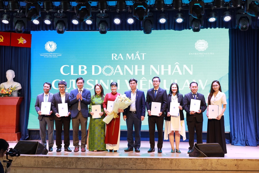 Trường Đại học Luật TP.HCM ra mắt Câu lạc bộ Doanh nhân cựu sinh viên